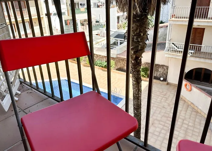 Lets Holidays Centric With Pool In Tossa 2 Daire *