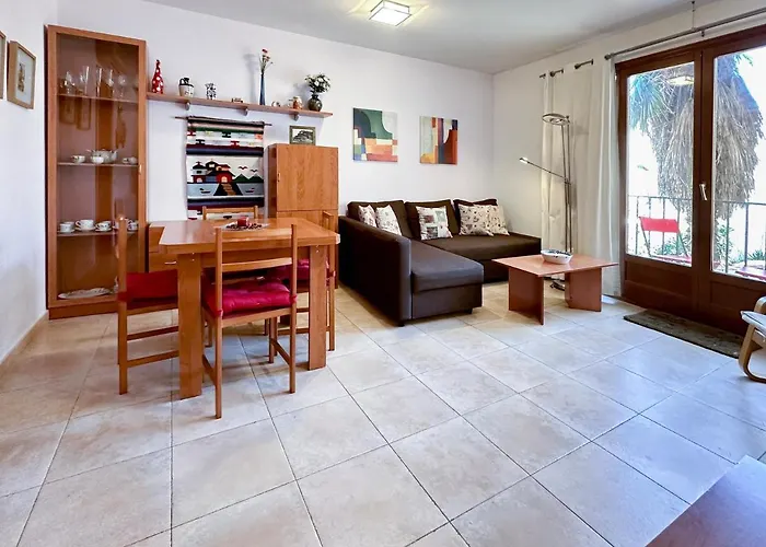 Centric With Pool In Tossa 2 Apartmán Tossa de Mar