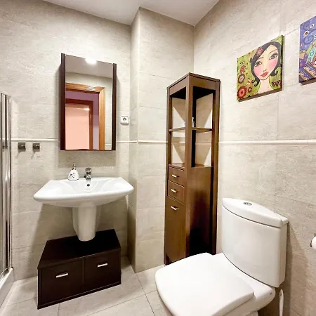 Centric With Pool In Tossa 2 شقة توسا ذي مار