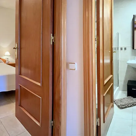 Centric With Pool In Tossa 2 شقة توسا ذي مار