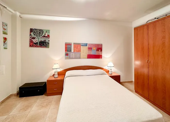 Lets Holidays Centric With Pool In Tossa 2 * توسا ذي مار